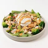 エネルギーサラダプレート（YOGI GREEK ＆ ACAI 名古屋大須店）