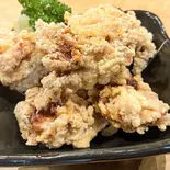 炸鶏球(骨なしカラアゲ) 5個 Fried Chicken 5 pieces（円山飯店 神戸三宮店）