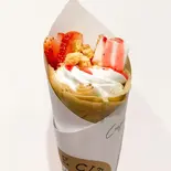 ストロベリーミルフィーユチーズケーキ（CREPE CITY 糀谷店）