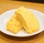 出汁巻き玉子「2カット」(おにぎり専門店米農園)