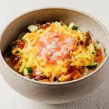 E4|とろたく丼 Minced tuna and pickled radish bowl(醤油をかけない海鮮丼 うみさち 三田店)