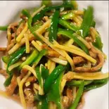 チンジャオロース丼（中華食府金悦）