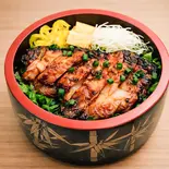 豚バラ肉の味噌漬け丼（やじきたキッチン）
