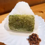 おかかおにぎり(米120g)(女将のおばんざいの店 夢や)