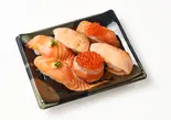 極上生サーモンづくし（梅丘寿司の美登利総本店 新百合丘店）