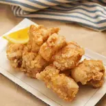 唐揚げの塩味 Ga rang muoi ( salt roasted chicken)（ベトナム料理ハノイレストラン川崎）