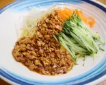 炸醬麵（薬膳火鍋 眞巴石）