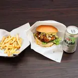 【アルコール】チキンジンジャーバーガー ビールセットChiken Ginger Burger Beer Set（Asian Dining Crazy Kebab）