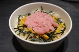 トロタク丼(KABUKI寿司)