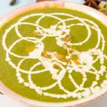 ほうれんそうベースチキンカレーChicken Saag Curry（チャウタリレストラン）