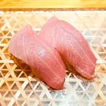 本マグロ 中トロ 2貫（廻転寿し義）