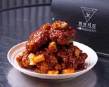 悪魔のヤンニョムチキン(辛口)5ピース(揚げトッポギ餅付き)(こなもん 立川店)