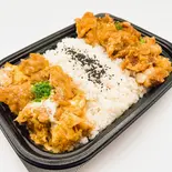 【デカ盛】釧路名物ザンタレ&卵とじザンギ親子プレート※即席袋みそ汁付(【元祖!デカ盛】どん亭)