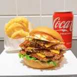 和豚トリプルコンボ / Waton Triple combo（ヘンリーズバーガー 自由が丘）