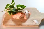 【たんぱく質16.2g】ボイルドサーモンくん70g 【Protein 16.2g】 Boiled Salmon 70g（鶏胸肉とブロッコリー チキンブラザーズ 新宿店 Chicken Brothers Shinjuku）