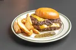 ダブルスマッシュバーガー【ポテト＆ピクルスセット】（Burgers＆Fries Sakura_Saku）