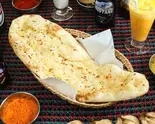 ガーリックナン Garlic Naan（HIMALAYA）