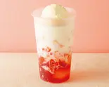 ストロベリーゼリー＆ミルクフロート（ミルク＆ゼリー『ミルゼリッチ』 博多筑紫口2号店）