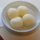 ラシュグッラ4個入りRasgulla 4pic（アジアンカレーハウス綾瀬店）
