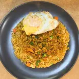 fry Egg Spicy Topping Keema Chahan   卵のスパイシートッピングキーマチャーハン（アダルサ 新丸子店）