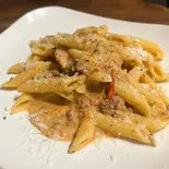 クワトロヴァッリ風ラグーソースのペンネ＆サラダ（クワトロヴァッリ 調布店）