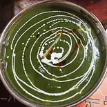 ほうれん草チキンカレー SAG CHICKEN CURRY（インド料理 ディア）