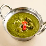 ほうれん草チキンカレー（ニューデリー）