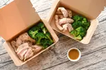 【タンパク質75.8g】ハーブチキンくん(鶏胸肉)450g 【Protein 75.8g】 Herb Chicken-Kun 450g（鶏胸肉とブロッコリー チキンブラザーズ 新宿店 Chicken Brothers Shinjuku）