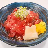 胡麻まぐろ丼（まぐろ屋 炭太郎）