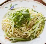 干し豆腐と香菜和え（刀削麺酒坊 東京駅店）
