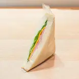ハムレタスサンド(1個)（YORKERS sakae）