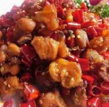 鶏肉のマラ炒め 辣子鸡丁（人間煙火）
