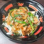 豚肉生姜焼き丼 Ginger Pork Rice Bowl（町中華宝楽）