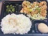 油林鶏弁当（横浜家系ラーメン戸手家）