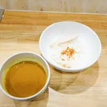 ほうれん草豚骨チキンカレー(フライドオニオン、しっとり国産鶏胸肉1枚、ほうれん草)（ラーメン屋が本気でカレー作ってみた。）