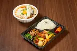 豚肉野菜炒め(赤) +チゲ定食（i am seoul神楽坂店）