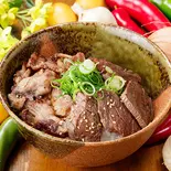 人気No.1♪デラックス！！ハラミ＆カルビ丼（本気のハラミ丼＆カルビ丼 焼肉じゅじゅ庵 京橋店）