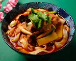 マーラー牛肉刀削麺（好食間 刀削麺館）