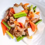 牛肉の海鮮XO醬炒め 【海鲜XO酱炒牛肉】(中華料理 聚楽園)