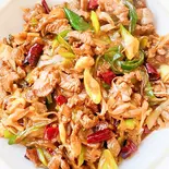 ラム肉と長ネギ炒め(葱爆羊肉配米饭)（正宗中国味·羊大厨）