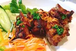やわらかスペアリブレモングラス風味/Suon nuong vi sa（ベトナムリゾートレストラン ハノイマチ）