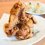 らーめん屋さんの唐揚げ(8個)（麺lab.日日）