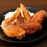 絶対やみつき!楽手羽先(1本)(楽が気 新橋本店)