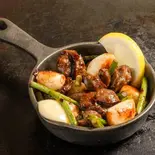 ズリニンニク（もんじゃ居酒屋 まつぼっくり 中百舌鳥店）