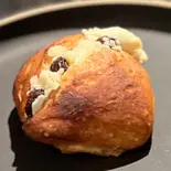 ラムレーズンバター（BOUQUCA BAKERY 本店）