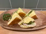 玉子デニッシュサンド（カフェチクタク）