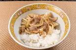 しょうが焼き丼（ホープ背油らーめんはやぶさ）