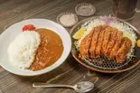 リブロースかつカレー（とんかつ檍のカレー屋 いっぺこっぺ 横浜元町店）