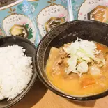 もつ煮ライス（中野新橋ホルモン良ちゃん）