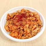 鶏キムチ丼(大衆酒場 鳥さむらい 新宿三丁目店)